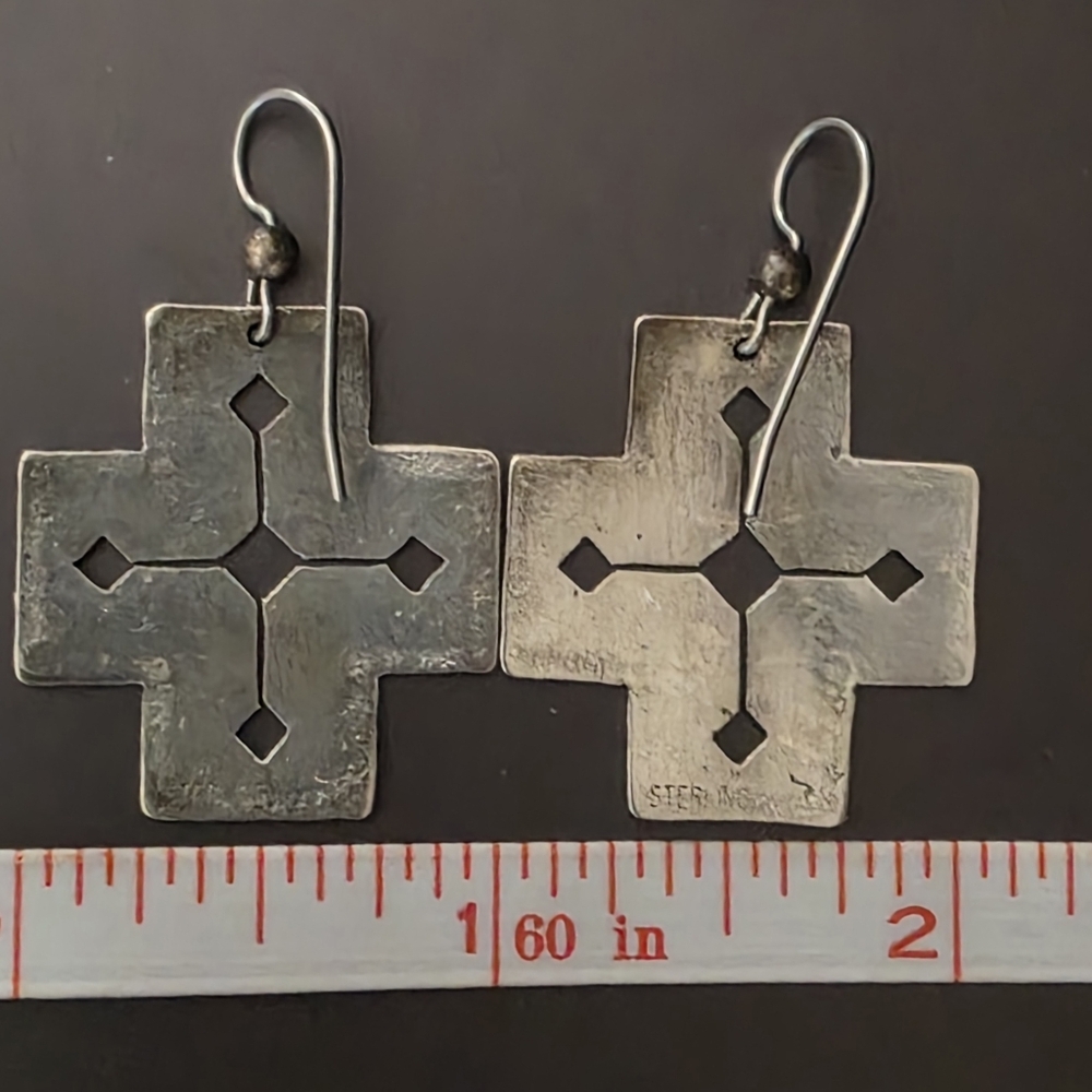 Vintage Sterling Silver 925 Southwestern Navajo Etched Cross Dangle Earrings - Picture 7 of 8